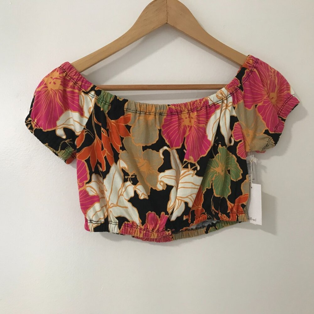 Aritzia Wilfred Adelisa Floral Off Shoulder Cropped T-Shirt NWT